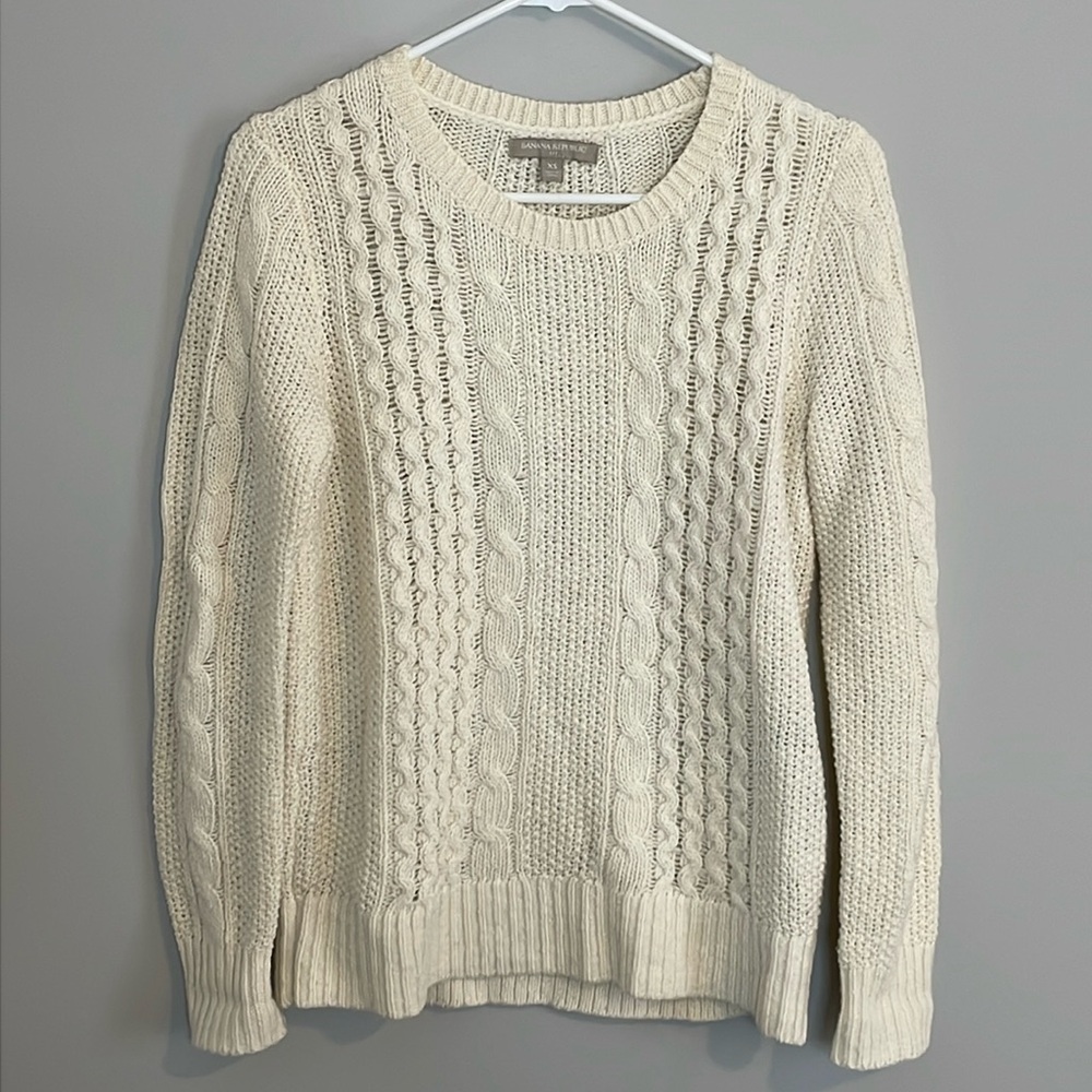 Banana Republic Cable Knit Sweater - Ivory